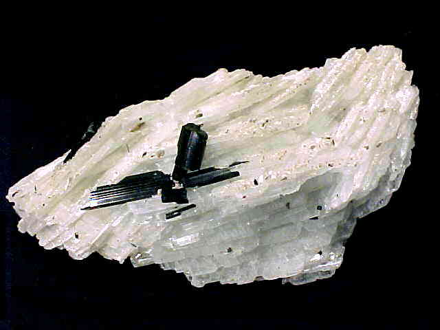 Albite Mineral Specimens Virtual Gallery link