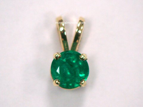 4.9mm Fine Zambian Emerald Pendant